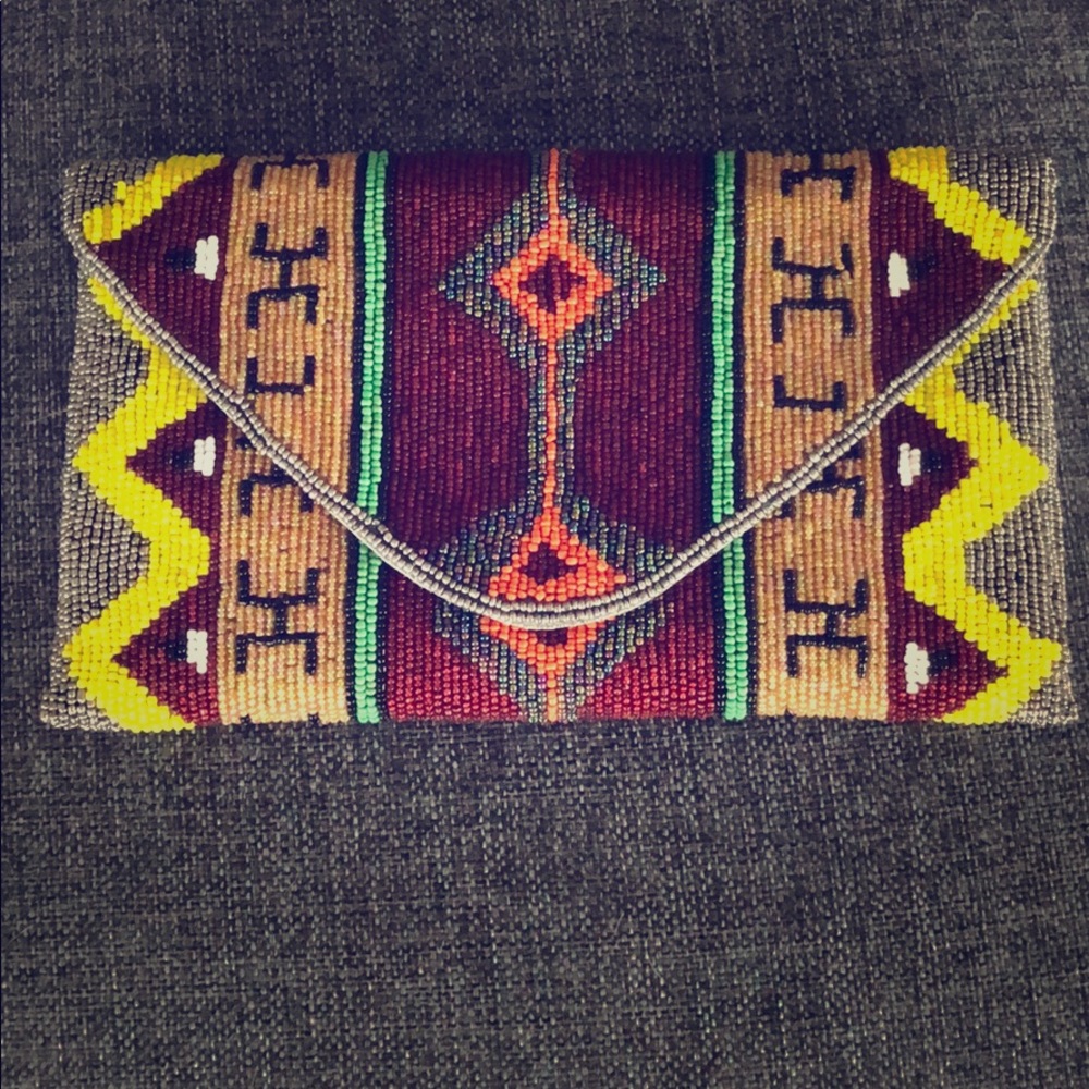 Beautiful Akira black label beaded clutch!